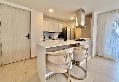Apartamento de 3 alcobas en arriendo en El Poblado, Medellín, 167 m² · foto 7 de 18