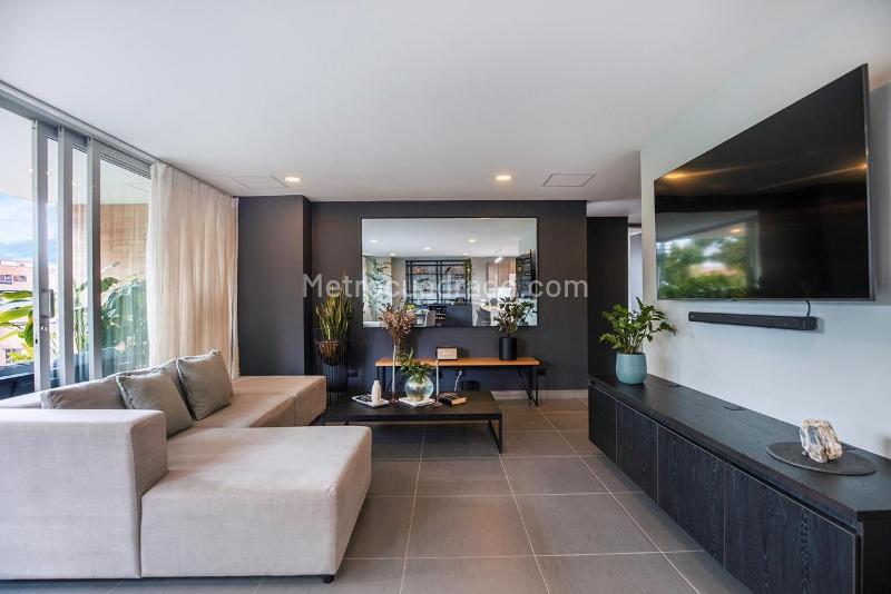 Luxury 3BR Apartment in Castropol El Poblado - 4