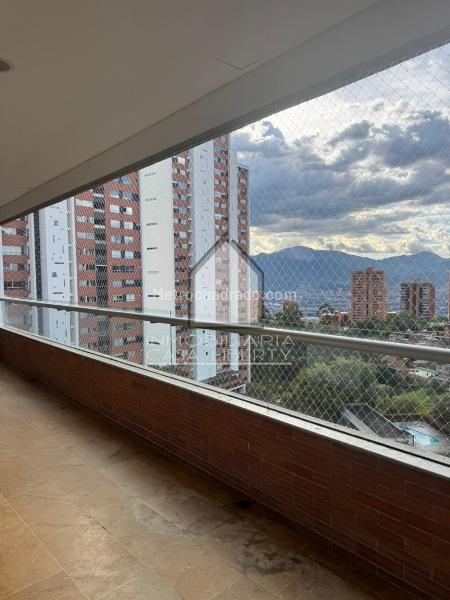3BR Apartment in El Poblado (272 m²)