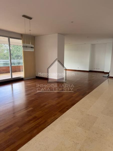 3BR Apartment in El Poblado (272 m²) - 3
