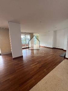 Apartamento de 3 alcobas en arriendo en El Poblado, Medellín, 272 m² · foto 4 de 20