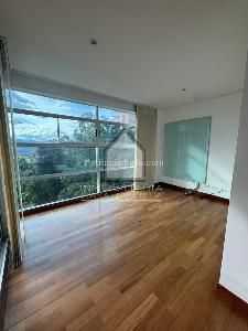 Apartamento de 3 alcobas en arriendo en El Poblado, Medellín, 272 m² · foto 12 de 20