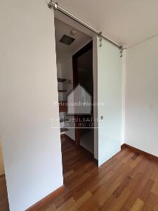 Apartamento de 3 alcobas en arriendo en El Poblado, Medellín, 272 m² · foto 13 de 20