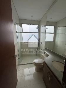 Apartamento de 3 alcobas en arriendo en El Poblado, Medellín, 272 m² · foto 14 de 20