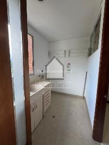 Apartamento de 3 alcobas en arriendo en El Poblado, Medellín, 272 m² · foto 20 de 20