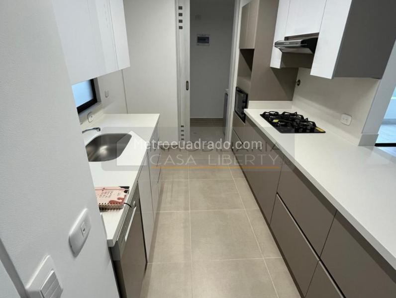 3BR Apartment in El Poblado (104 m²) - 4