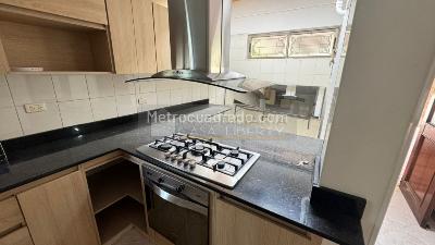 Casa en arriendo en El Poblado, Medellín · foto 5 de 20