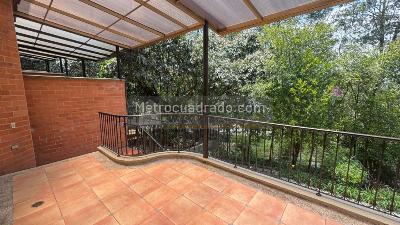 Casa en arriendo en El Poblado, Medellín · foto 7 de 20