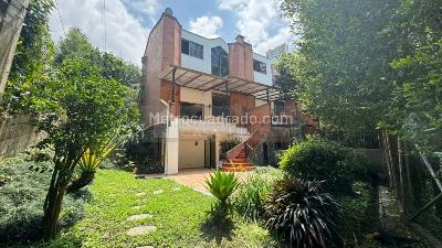 Casa en arriendo en El Poblado, Medellín · foto 11 de 20