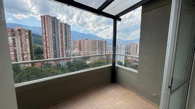 Apartamento en venta en Vereda La Doctora, Sabaneta · foto 2 de 18