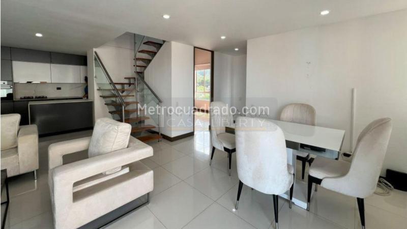 Apartamento en Arriendo, Loma Del Esmeraldal, Envigado - Widok 2