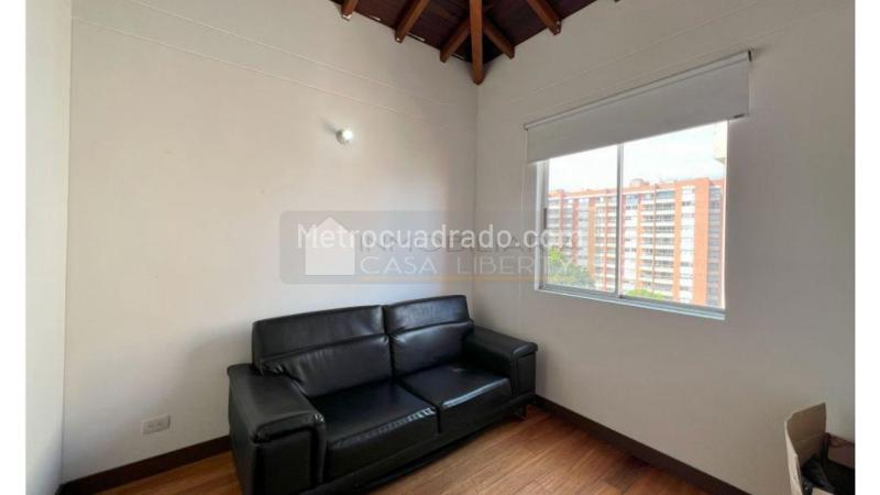 Apartamento en Arriendo, Loma Del Esmeraldal, Envigado - Więcej