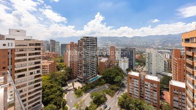 Apartamento de 4 alcobas en venta en Loma De Los Parra, Medellín, 157 m² · foto 12 de 20