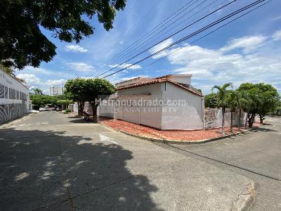 Casa de 4 alcobas en venta en Bellavista, Cúcuta, 256 m² · foto 2 de 20