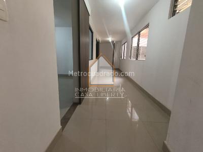 Apartamento de 3 alcobas en arriendo en La Candelaria, Medellín, 280 m² · foto 13 de 18
