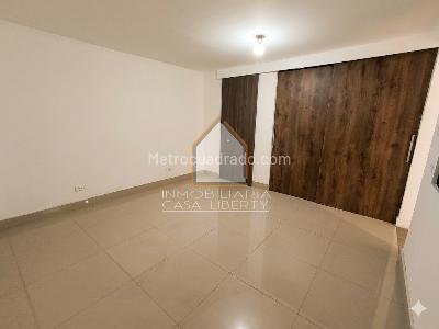 Apartamento de 3 alcobas en arriendo en La Candelaria, Medellín, 280 m² · foto 14 de 18
