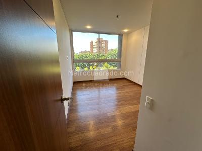 Apartamento en arriendo en El Tesoro, Medellín · foto 10 de 20