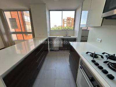 Apartamento en arriendo en El Tesoro, Medellín · foto 5 de 20