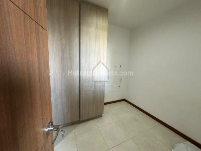 Apartamento en arriendo en El Tesoro, Medellín · foto 7 de 20