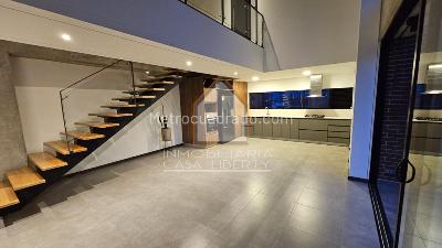 Apartamento en arriendo en El Poblado, Medellín · foto 2 de 20