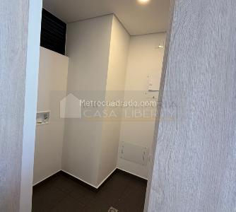 Apartamento de 2 alcobas en venta en El Poblado, Medellín, 108 m² · foto 13 de 20