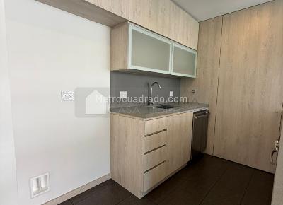 Apartamento de 2 alcobas en venta en El Poblado, Medellín, 108 m² · foto 5 de 20