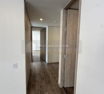 Apartamento de 2 alcobas en venta en El Poblado, Medellín, 108 m² · foto 8 de 20