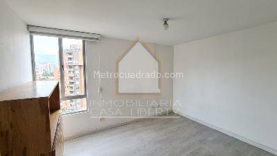 Apartamento en arriendo en Castropol, Medellín · foto 7 de 17