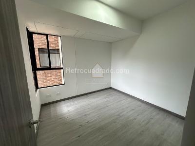 Apartamento de 3 alcobas en venta en Las Palmas, Medellín, 70 m² · foto 9 de 12