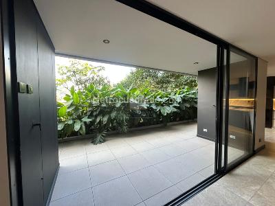 Apartamento de 3 alcobas en venta en Loma Del Esmeraldal, Envigado, 361 m² · foto 8 de 20