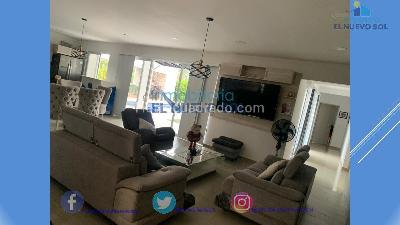 Casa de 5 alcobas en venta en Bella Suiza, Villavicencio, 1000 m² · foto 4 de 13