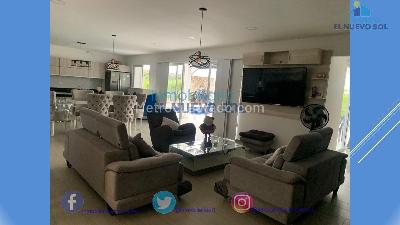 Casa de 5 alcobas en venta en Bella Suiza, Villavicencio, 1000 m² · foto 8 de 13