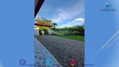 Casa de 3 alcobas en venta en Via Restrepo, Villavicencio, 704 m² · foto 2 de 20