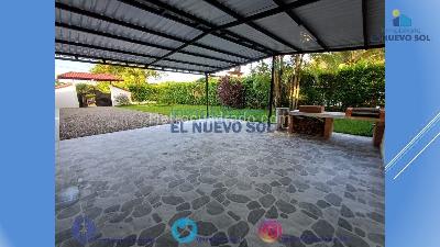 Casa de 3 alcobas en venta en Via Restrepo, Villavicencio, 704 m² · foto 4 de 20