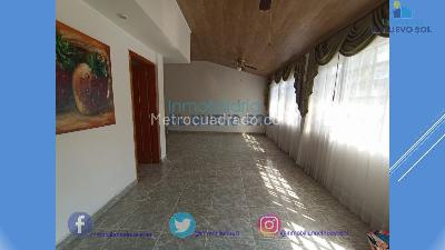 Casa de 4 alcobas en venta en Villavicencio, 120 m² · foto 3 de 19