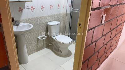 Casa de 5 alcobas en venta en Jardin I, Pereira, 100 m² · foto 9 de 15