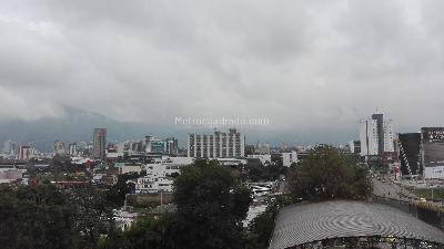 Apartamento de 3 alcobas en venta en Pinares, Pereira, 94 m² · foto 8 de 8