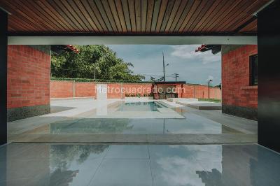 Casa en venta en Cerritos, Pereira · foto 3 de 15