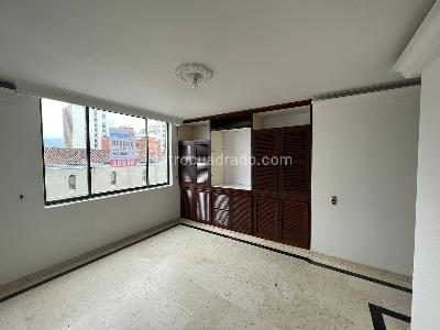 Apartamento en venta en Centro, Pereira · foto 8 de 11