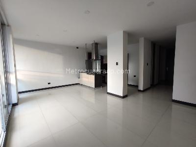 Apartamento en venta en Pinares, Pereira · foto 2 de 14