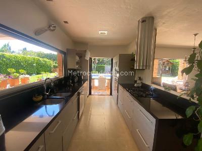 Casa de 4 alcobas en venta en Cerritos, Pereira, 1200 m² · foto 7 de 12