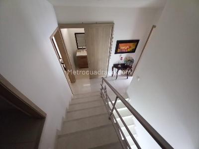 Casa de 3 alcobas en venta en Circunvalar, Pereira, 322 m² · foto 8 de 13