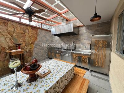 Casa de 5 alcobas en venta en Pinares De San Martin, Pereira, 303 m² · foto 6 de 15