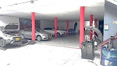 Casa en venta en Avenida 30 De Agosto, Pereira, 697 m² · foto 10 de 14