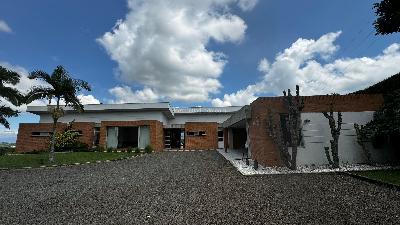 Casa de 3 alcobas en venta en Malabar, Pereira · foto 3 de 15