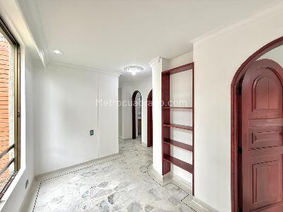 Apartamento en venta en Pinares, Pereira · foto 6 de 13