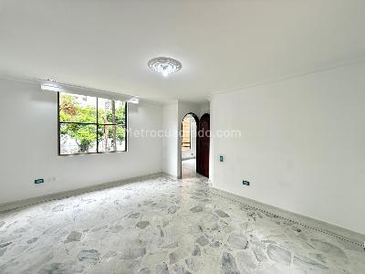 Apartamento en venta en Pinares, Pereira · foto 7 de 13