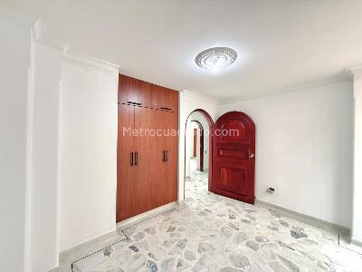 Apartamento en venta en Pinares, Pereira · foto 10 de 13