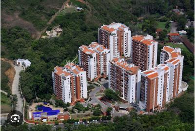 Apartamento de 3 alcobas en venta en Santa Rita, Cali, 238 m² · foto 20 de 20