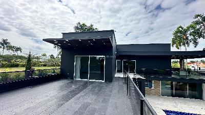 Casa de 5 alcobas en venta en Maracay, Pereira, 1599 m² · foto 10 de 11